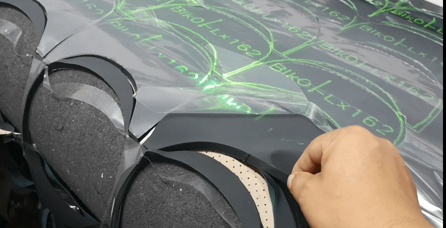 fabric knife cutting